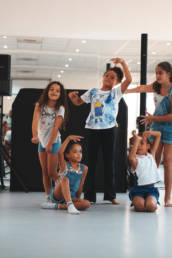 groupe d enfants qui dansent urban step festival guyane